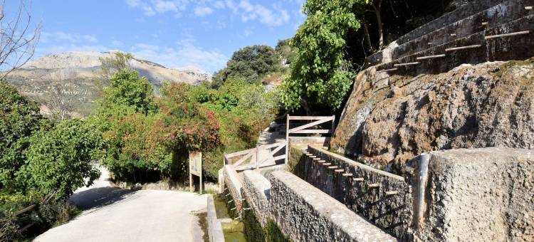 Villa in Villanueva del Trabuco with Jacuzzi图片