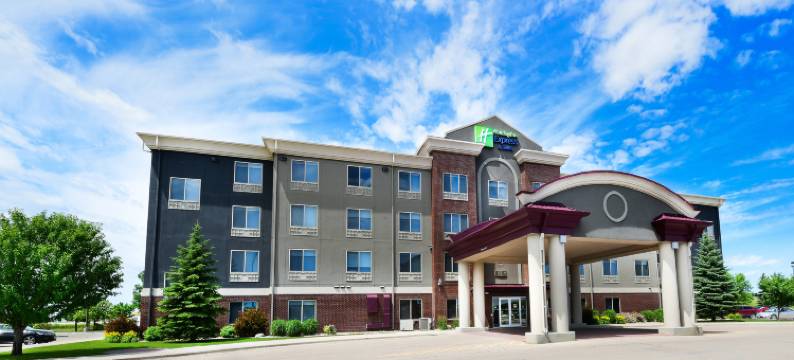 智选假日套房酒店大福克斯(Holiday Inn Express & Suites GRAND FORKS by IHG)图片