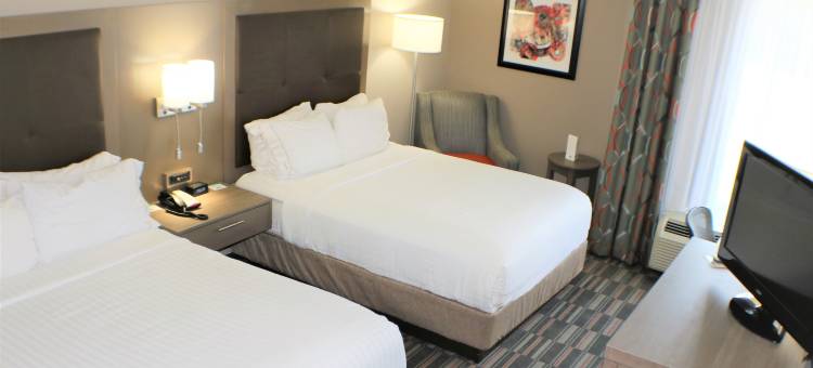 洲际智选假日酒店伍德斯托克-谢南多厄河谷(Holiday Inn Express Woodstock-Shenandoah Valley)图片