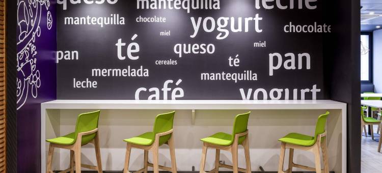 宜必思快捷圣地亚哥普罗维登西亚酒店(Ibis Budget Santiago Providencia)图片