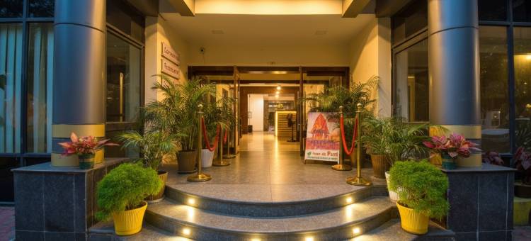 FabHotel Greenland Grand - Nr Kalinga Stadium图片