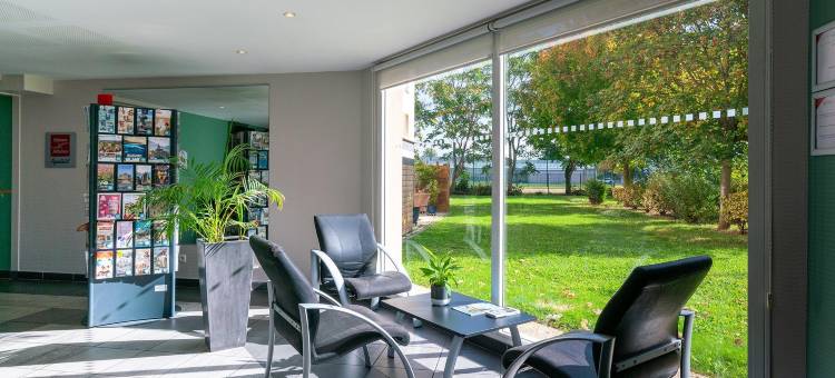 塞祖尔阿菲尔卡昂克洛斯宝姆阿酒店(Séjours & Affaires Caen le Clos Beaumois)图片