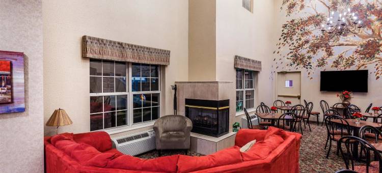 塞勒斯堡-路易斯维尔北温德姆华美达酒店(Ramada by Wyndham Sellersburg/Louisville North)图片