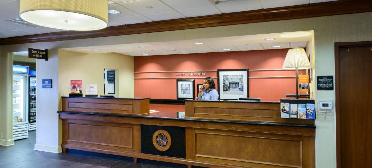 希尔顿欢朋套房酒店-菲德里克德特里克堡(Hampton Inn & Suites Frederick-Fort Detrick)图片