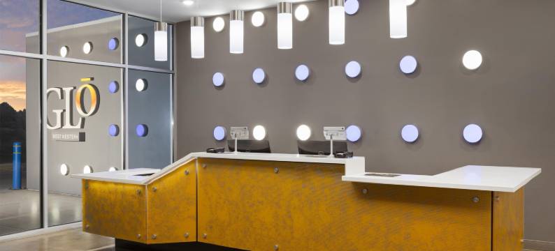 格洛贝斯特韦斯特苏瀑道利农场酒店(GLo Best Western Dawley Farms in Sioux Falls)图片