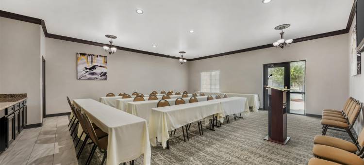 圣安东尼奥市海洋世界贝斯特韦斯特必住酒店(SureStay Plus Hotel by Best Western San Antonio SeaWorld)图片