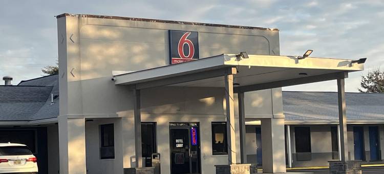 新泽西东温莎 - 海茨敦 6 号汽车旅馆(Motel 6 East Windsor, NJ - Hightstown)图片