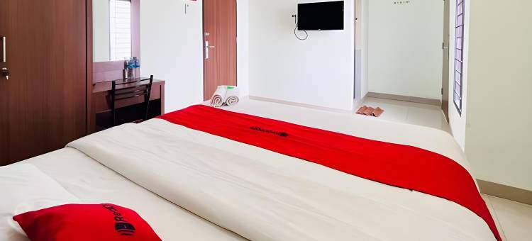瑞德多兹 @ 特拉泰霍姆斯泰棉兰安普拉斯(RedDoorz at Teratai Homestay Medan Amplas)图片