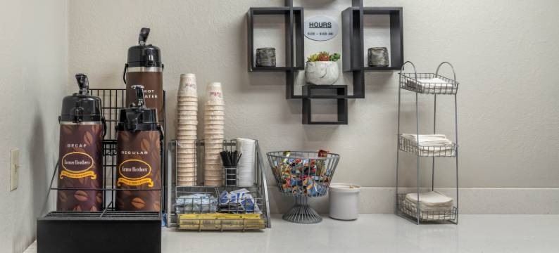 昆斯伯里红屋顶酒店(Red Roof Inn Queensbury)图片