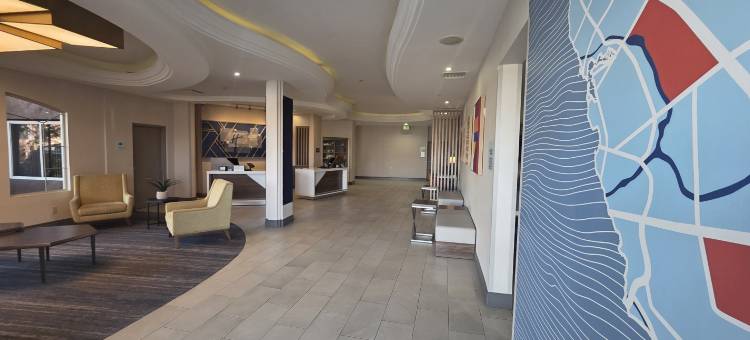 圣迭戈南丘拉维斯塔智选假日酒店(Holiday Inn Express SAN DIEGO SOUTH - CHULA VISTA by IHG)图片
