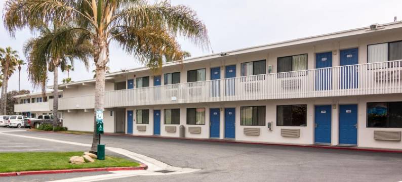 本图拉海滩6号汽车旅馆(Motel 6 Ventura, CA - Beach)图片