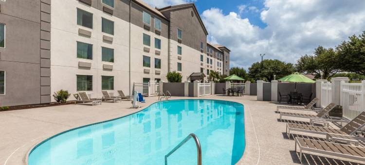 奥斯汀圆石城拉昆塔温德姆套房酒店(La Quinta Inn & Suites by Wyndham Austin Round Rock)图片