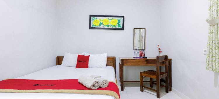 红多兹伊斯兰酒店-近格兰德科塔宾唐(RedDoorz Syariah Near Grand Kota Bintang)图片