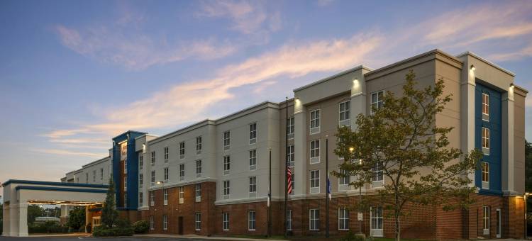 希尔顿欢朋套房酒店-普里茅斯(Hampton Inn & Suites Plymouth)图片