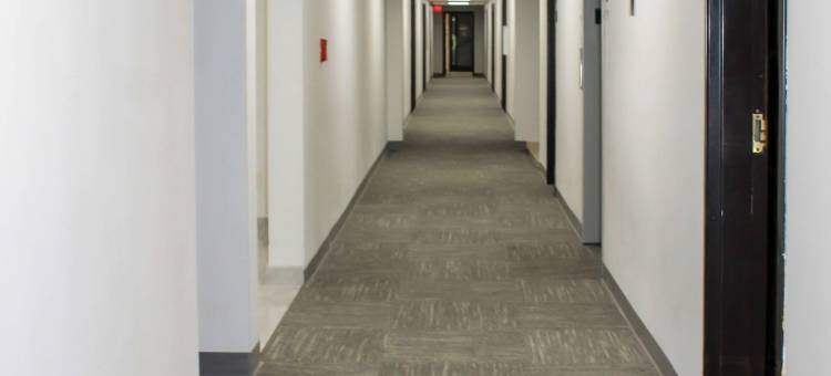 贝滕多夫-阔德城凯隆波因特酒店(Clarion Pointe Bettendorf - Quad Cities)图片