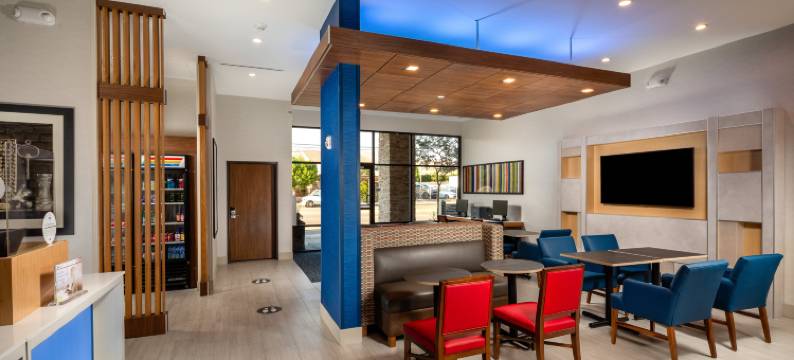 查茨沃斯智选假日套房酒店(Holiday Inn Express & Suites CHATSWORTH by IHG)图片