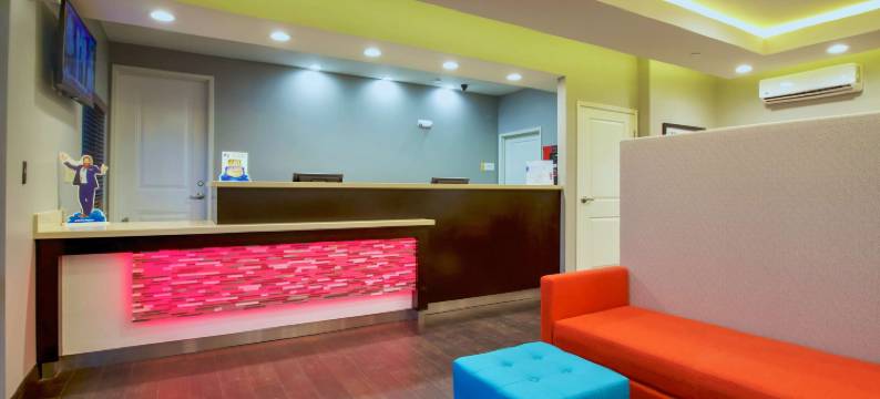 阿瑟港戴斯套房酒店(Days Inn & Suites by Wyndham Port Arthur)图片