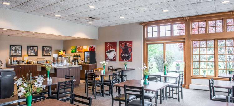 匹兹堡机场凯艺酒店(Quality Inn Pittsburgh Airport)图片