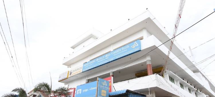 OYO 15850 K S 住宅酒店(OYO 15850 K S Residency)图片