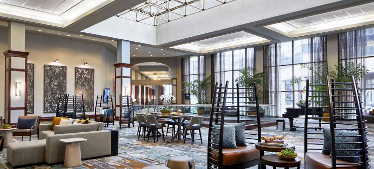 莫比尔河景广场万丽酒店(Renaissance Mobile Riverview Plaza Hotel)图片