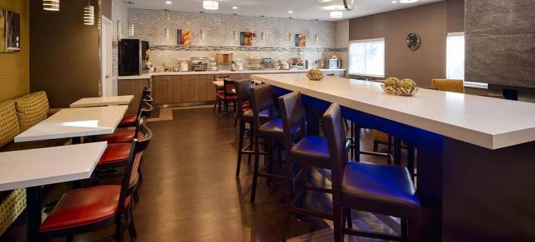 西拉伊尔德贝斯特韦斯特套房酒店(Best Western Hilliard Inn  Suites)图片