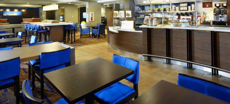 哥伦布机场万怡酒店(Courtyard Columbus Airport)图片