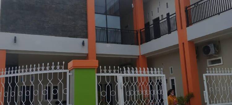 尼察宾馆帕卢-红伙伴(Nietsa Guest House Palu RedPartner)图片