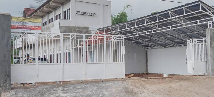 红多兹酒店-近苏加武眉司徒山之旅(RedDoorz Syariah Near Wisata Situ Gunung Sukabumi)图片
