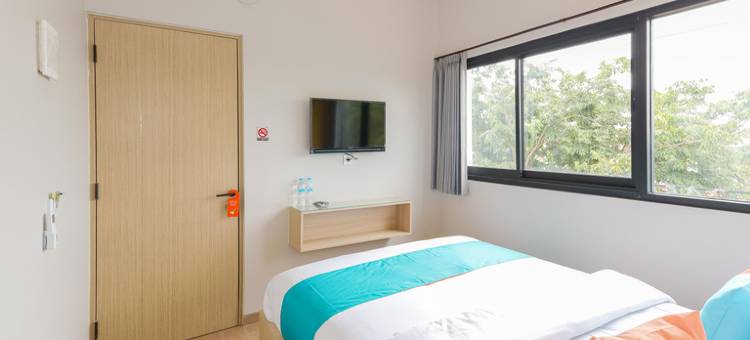 泗水三叶草艾斯桑斯酒店(Sans Hotel Clover Ace Surabaya by RedDoorz)图片