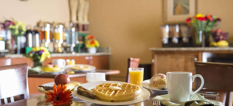 红狮套房旅馆-麦克明维尔(Red Lion Inn & Suites McMinnville)图片