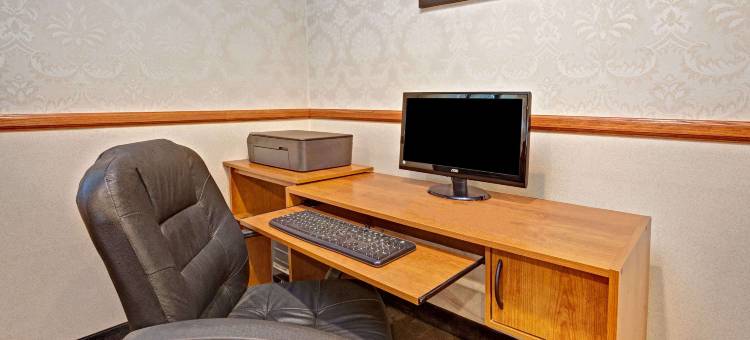 门罗戴斯酒店(Days Inn & Suites by Wyndham Monroe)图片