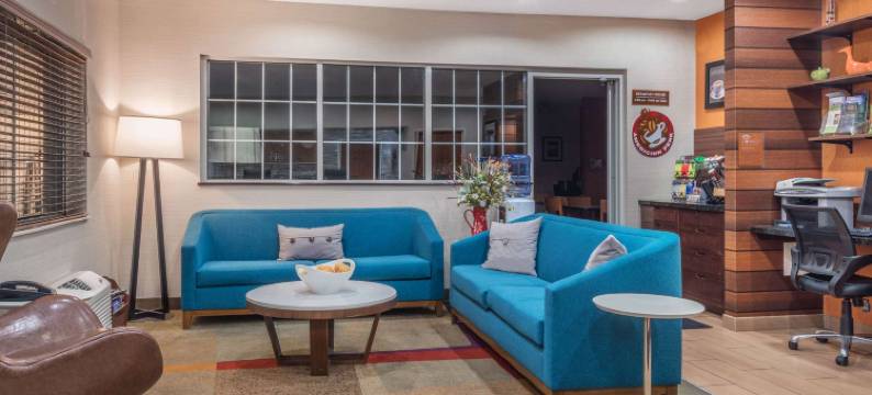 德卢斯美吟温德姆酒店(AmericInn by Wyndham Duluth)图片