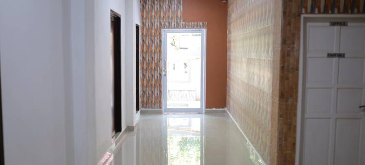 乌尔班维尤欧罗巴马罗斯酒店靠近苏丹哈桑努丁机场-红多兹旗下(Urbanview Hotel Eropa Maros Near Sultan Hasanuddin Airport by RedDoorz)图片