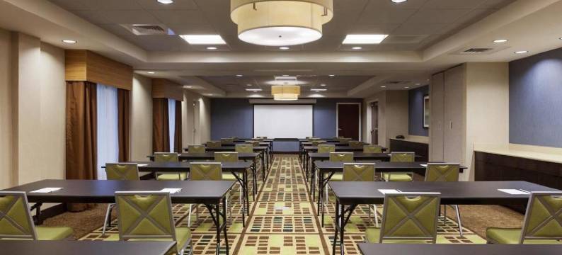 欢朋酒店及套房-坎普泉/安德鲁斯空军基地(Hampton Inn & Suites Camp Springs/Andrews AFB)图片