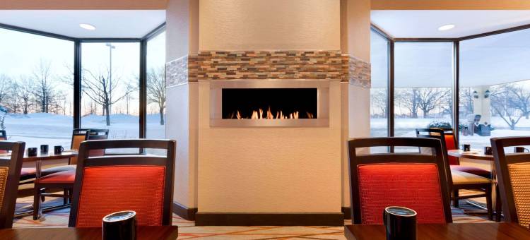 阿克伦/费尔劳恩丽笙酒店(Radisson Akron-Fairlawn Copley)图片