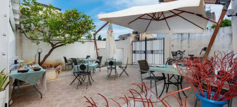 蓝眼睛酒店(Blueeyes)图片