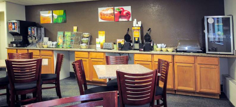 格林贝体育场区品质酒店(Quality Inn Stadium Area Green Bay Stadium)图片