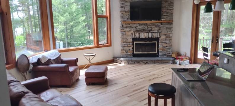 Lake Front Hot Tub Kayak Swim Firepit Secluded图片