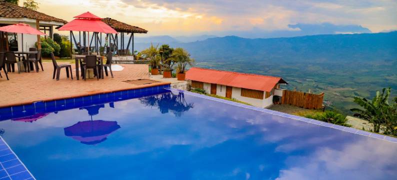 瓜亚卡内斯村舍酒店(Finca Hotel Los Guayacanes)图片