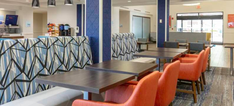 杰克逊维尔机场智选假日套房酒店(Holiday Inn Express & Suites JACKSONVILLE AIRPORT by IHG)图片