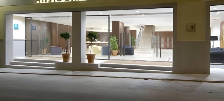 埃克斯阿戈拉卡塞雷斯住宿(Exe Agora Cáceres)图片