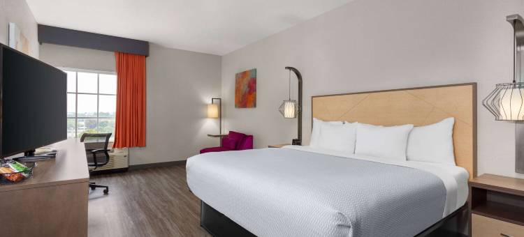 皮尔斯堡拉昆塔温德姆套房酒店(La Quinta Inn & Suites by Wyndham Ft. Pierce)图片
