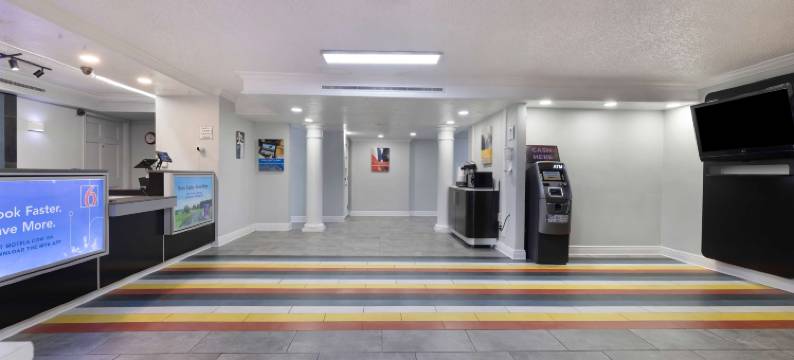 德克萨斯博蒙特 6 号汽车旅馆(Motel 6 Beaumont, TX)图片