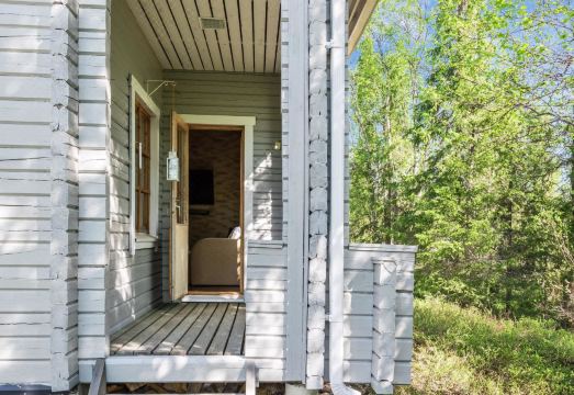 Isonparit b3 Hotel Overview