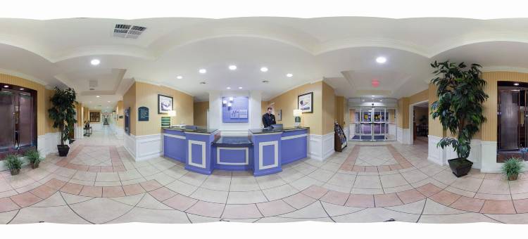 智选假日套房酒店威奇托机场 by IHG(Holiday Inn Express & Suites Wichita Airport by IHG)图片