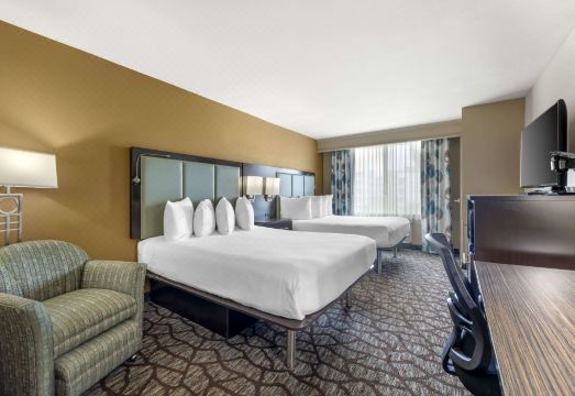 Best Western Plus Oceanside Palms Hotel Overview