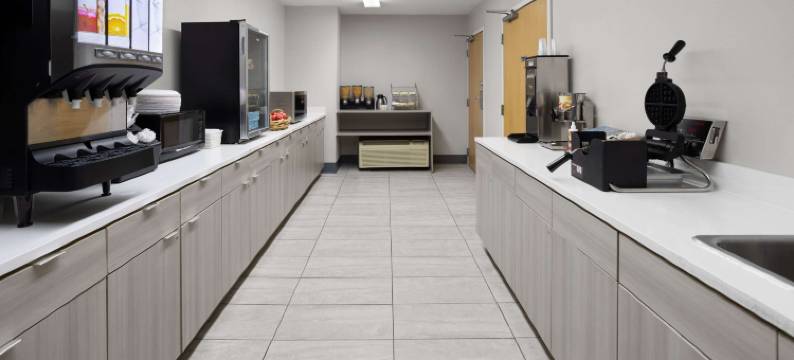 罗利达勒姆机场麦客达温德姆酒店及套房(Microtel Inn & Suites by Wyndham Raleigh Durham Airport)图片