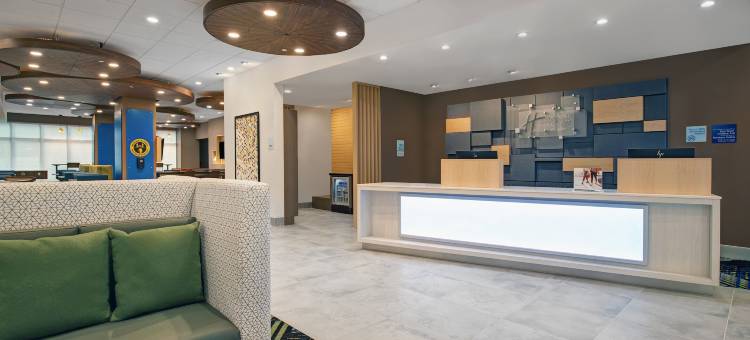 密尔沃基市中心洲际智选假日酒店(Holiday Inn Express Milwaukee Downtown)图片