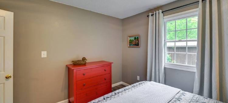 Relax in a Private Forest Escape with Hot Tub, Dogs Welcome图片