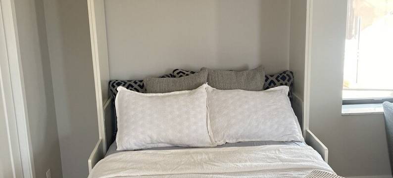 Modern Apartment located on the Square in Ord图片